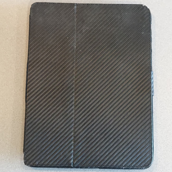 iPad Series 2 Apple 16gb with Case and Charging Cable - Model A1395 - Works - Picture 6 of 7